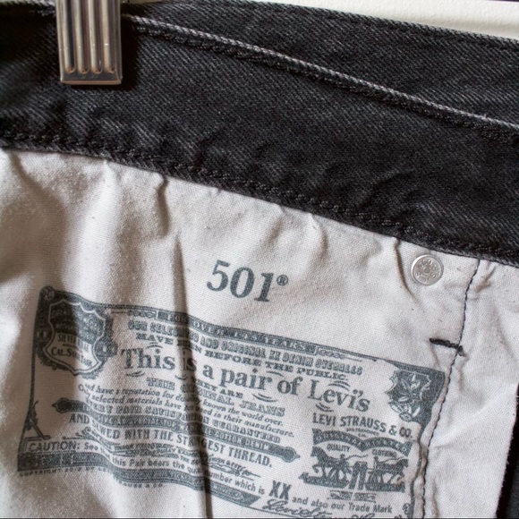 Levi’s 501 Mid-Rise Denim Shorts - Picture 11 of 11